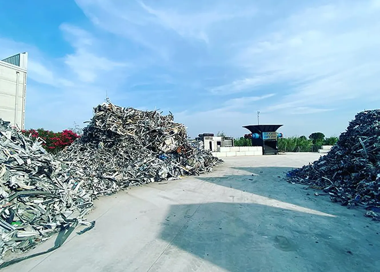 Reciclaje de Metales No Férricos | VIVA STEEL Reciclaje de metales no férricos en las instalaciones de VIVA STEEL
